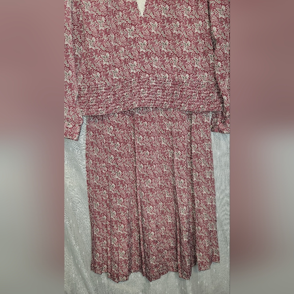 Andrea Gayle Skirt Suit Size 18 - Picture 3 of 10